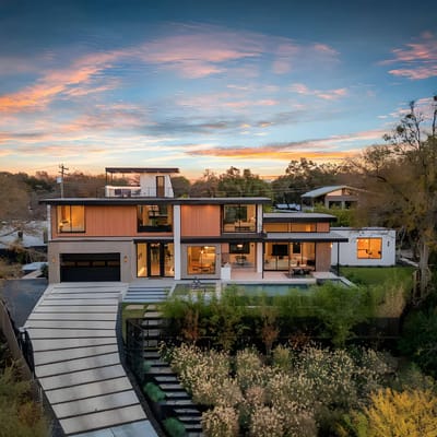 Barton Springs Luxe